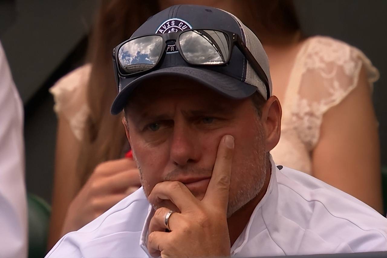 费德勒赛事官方发布比分优势明显新规,阿森纳争议不断!的简单介绍