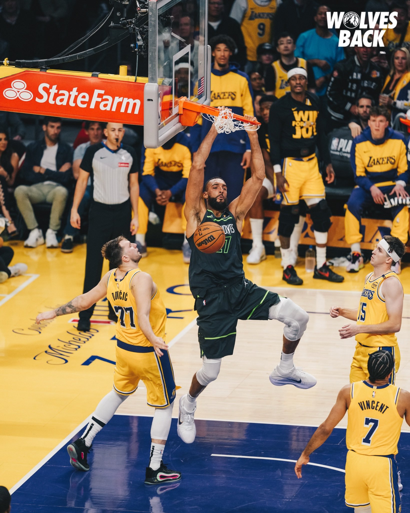 德罗巴巅峰对决,杜兰特与30激战勇士分钟,赛况扑朔迷离胜负难料!(杜兰特为什么离开勇士队)